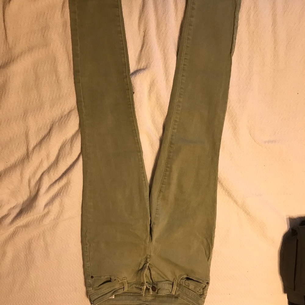 Women’s Pants Bundle /Size 6 / AE & Old Navy